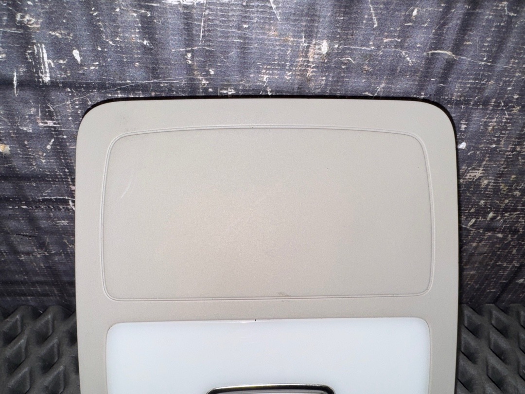 Плафон салона, 1070 рублей, Красноярск