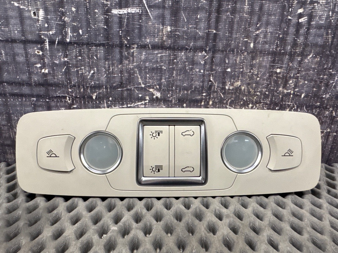 Плафон салона, 1220 рублей, Красноярск