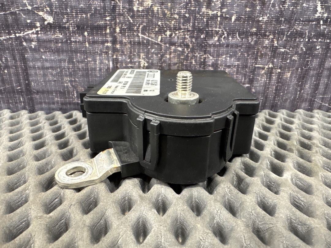 Блок управления аккумулятором, 3080 рублей, Красноярск