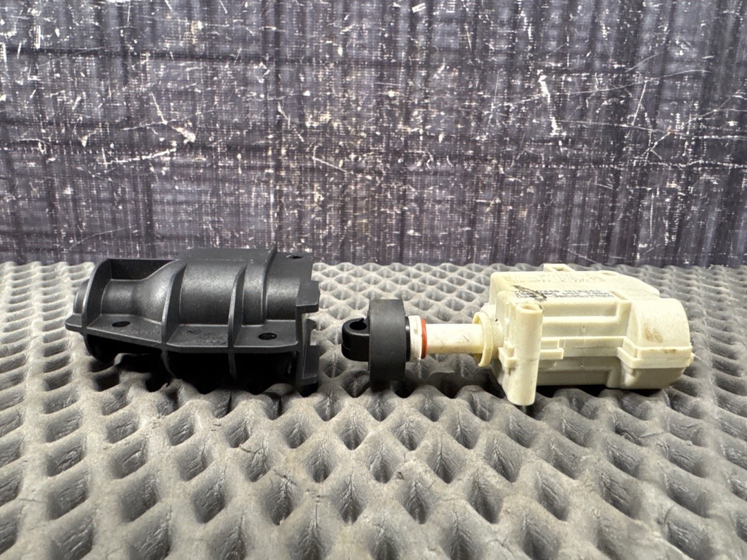 Замок бардачка, 1170 рублей, Красноярск