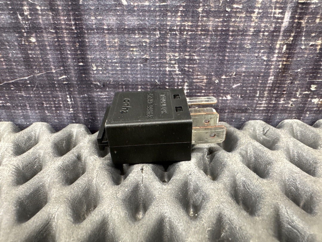 Реле, 420 рублей, Красноярск