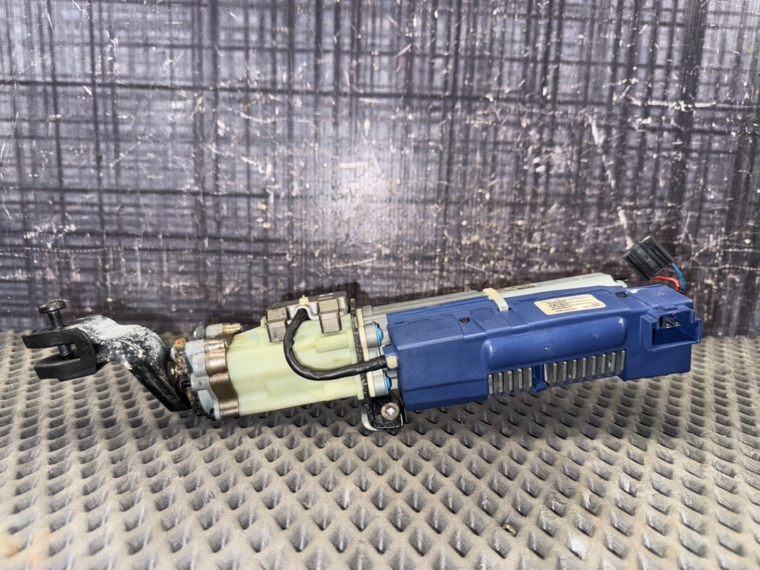 Привод крышки багажника, 5110 рублей, Красноярск