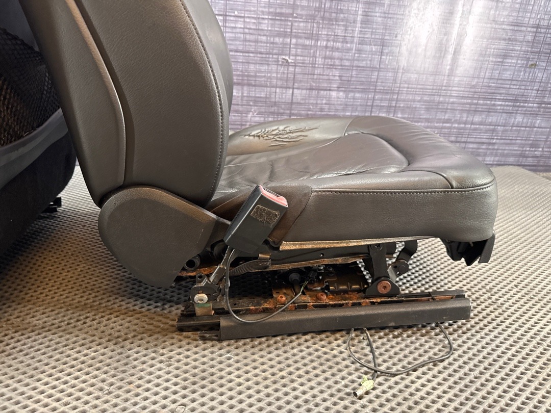 Комплект сидений, 76360 рублей, Красноярск