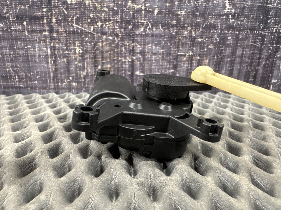 Мотор заслонки печки, 1250 рублей, Красноярск