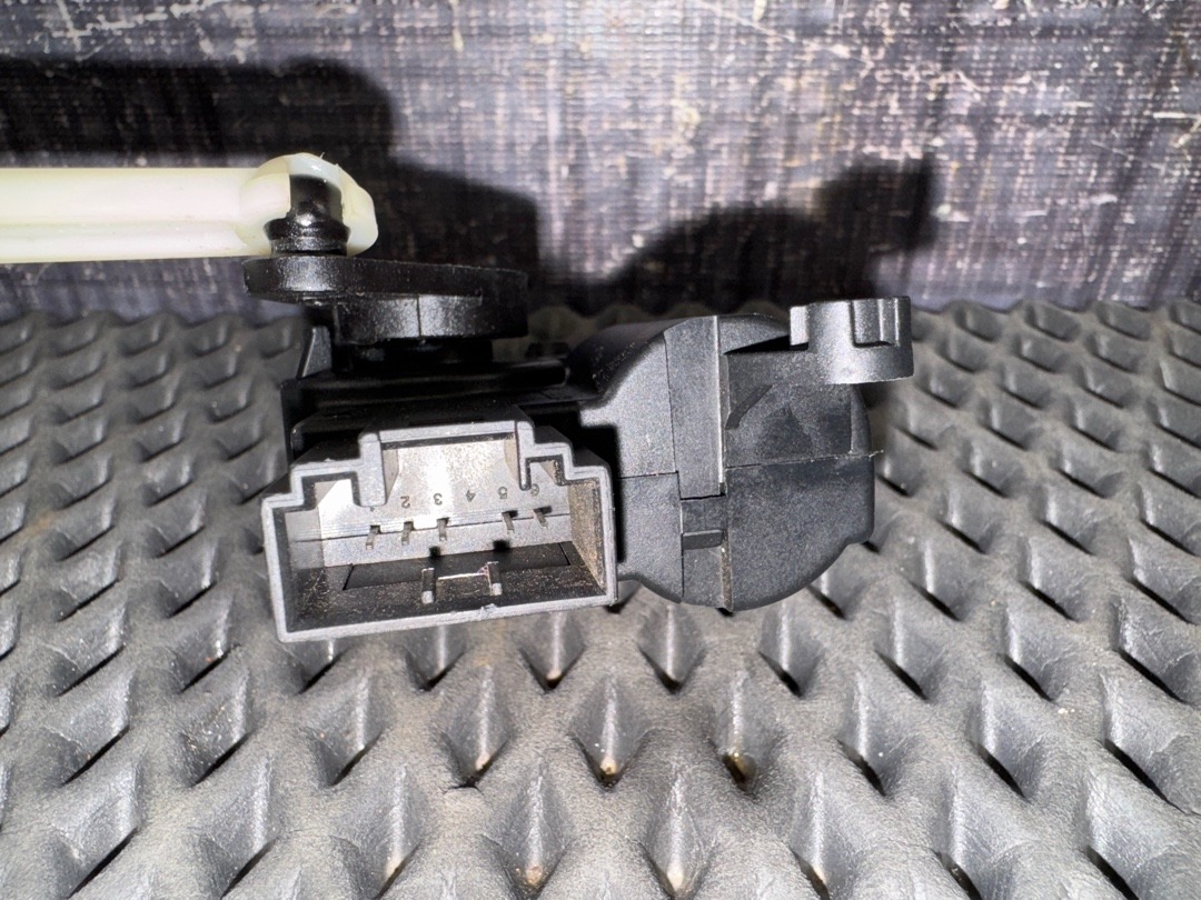 Мотор заслонки печки, 1250 рублей, Красноярск