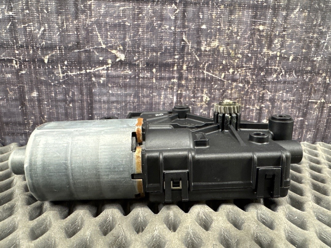 Мотор люка, 1480 рублей, Красноярск