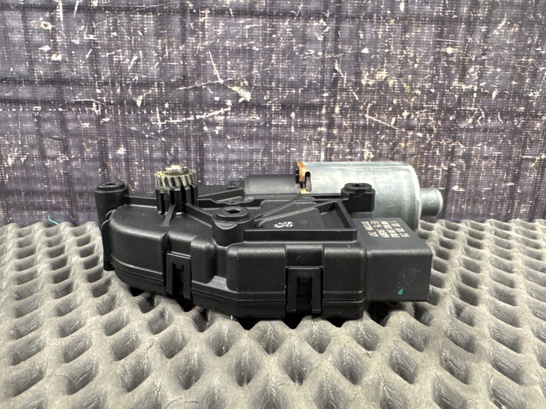 Мотор люка, 1480 рублей, Красноярск