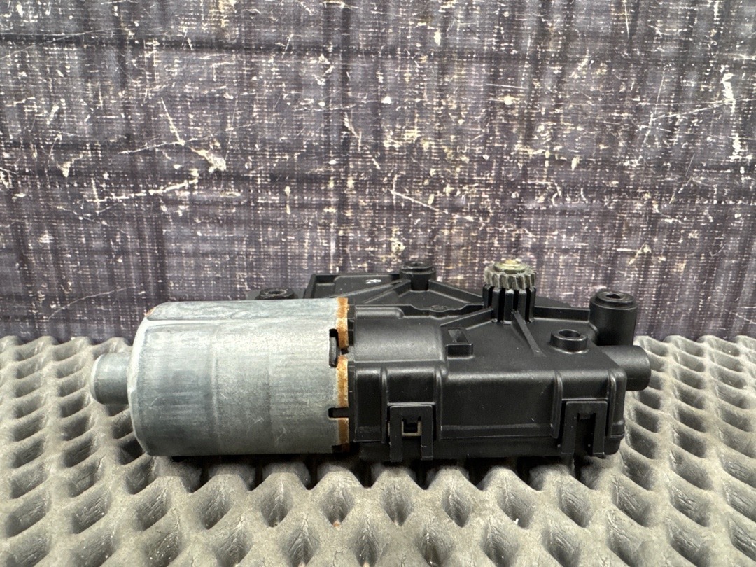 Мотор люка, 1480 рублей, Красноярск