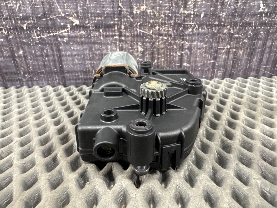 Мотор люка, 1480 рублей, Красноярск