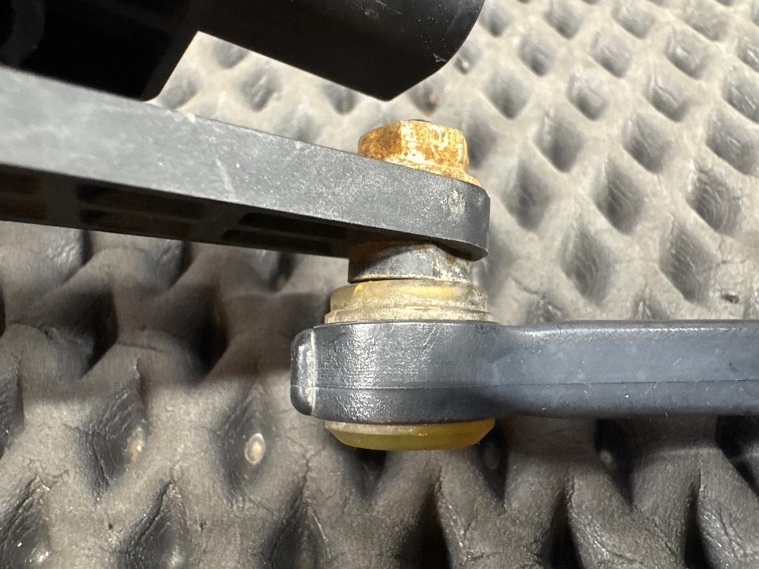 Датчик уровня подвески, 4220 рублей, Красноярск