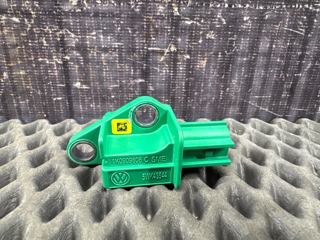 Датчик Airbag, 1010 рублей, Красноярск