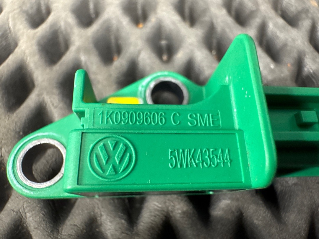 Датчик Airbag, 1010 рублей, Красноярск