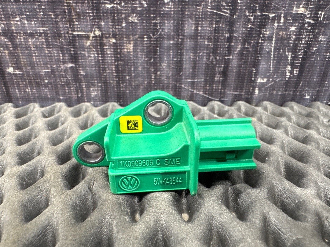 Датчик Airbag, 1010 рублей, Красноярск