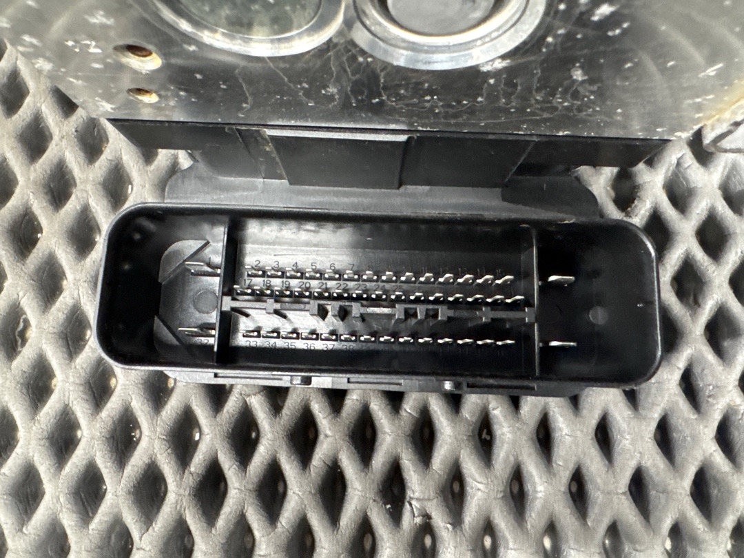 Блок ABS, 13700 рублей, Красноярск