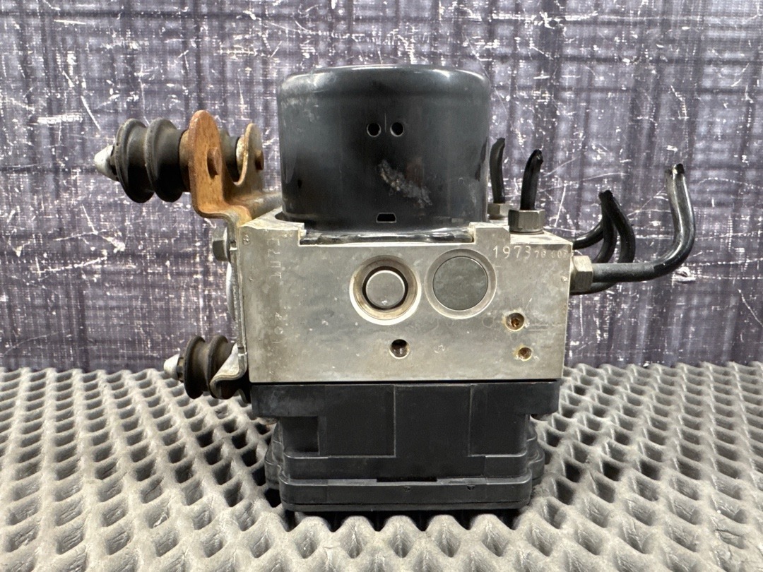 Блок ABS, 13700 рублей, Красноярск