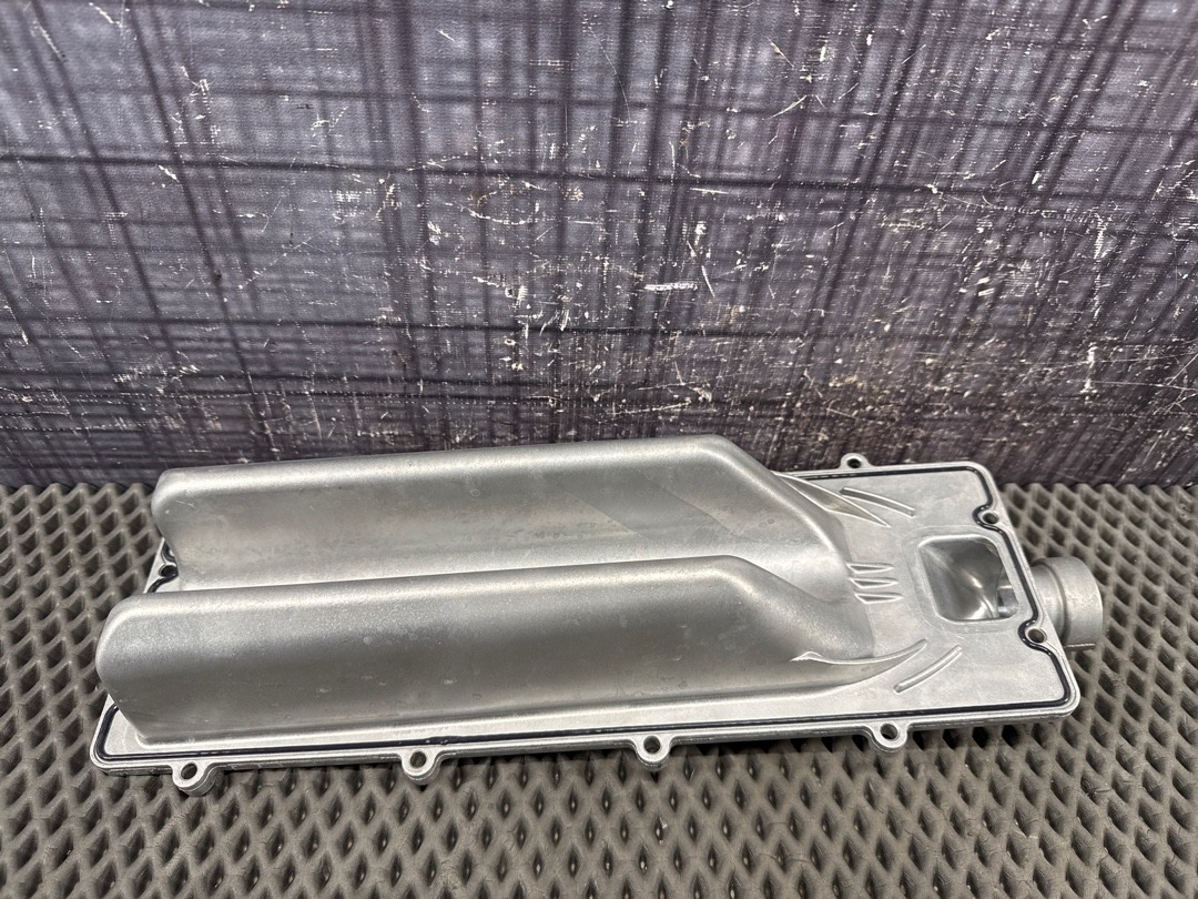 Крышка двигателя, 16390 рублей, Красноярск