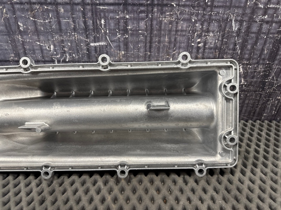 Крышка двигателя, 16390 рублей, Красноярск