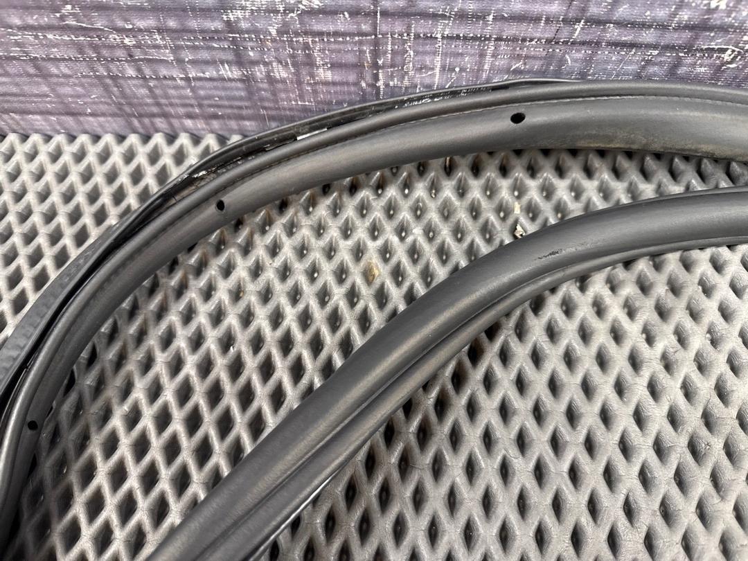 Уплотнитель крышки багажника, 1380 рублей, Красноярск