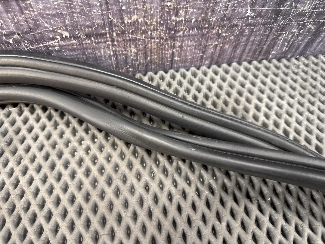 Уплотнитель крышки багажника, 1380 рублей, Красноярск