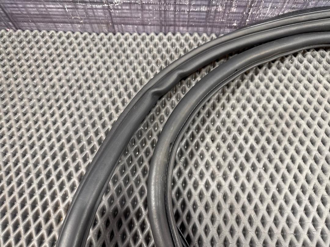 Уплотнитель крышки багажника, 1380 рублей, Красноярск