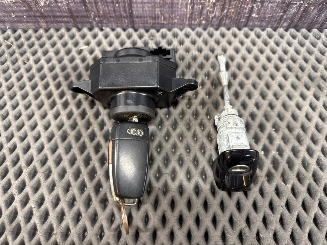 Комплект замков с ключом, 7430 рублей, Красноярск