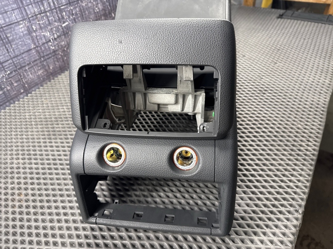 Консоль между сидений, 2870 рублей, Красноярск