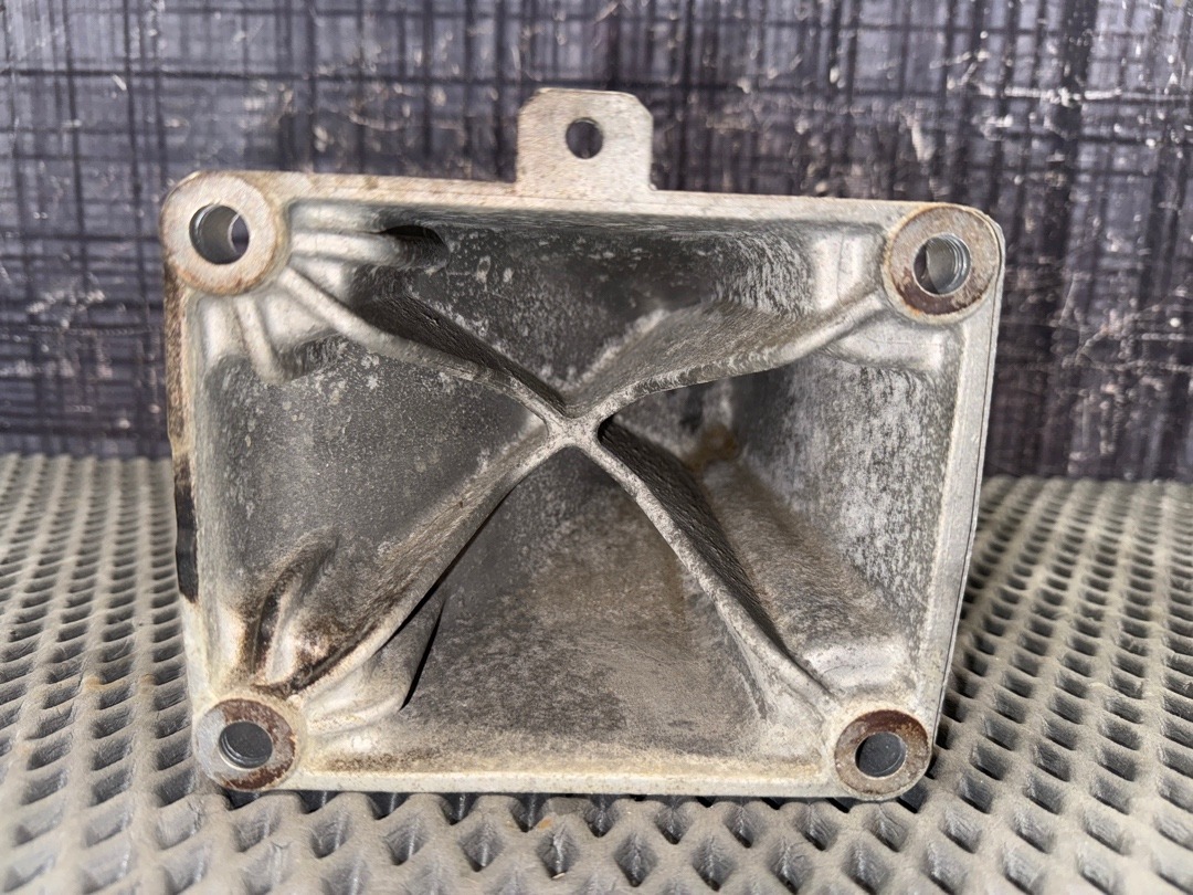 Кронштейн двигателя, 1510 рублей, Красноярск