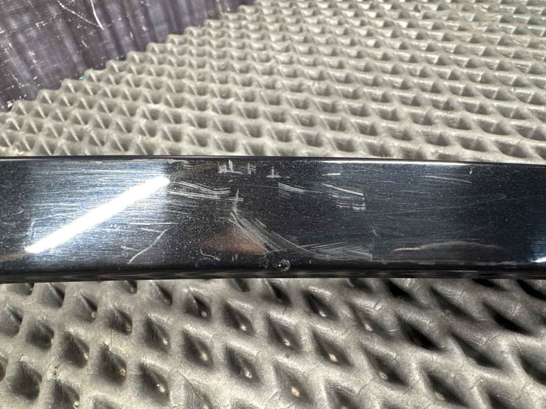 Молдинг стекла, 570 рублей, Красноярск