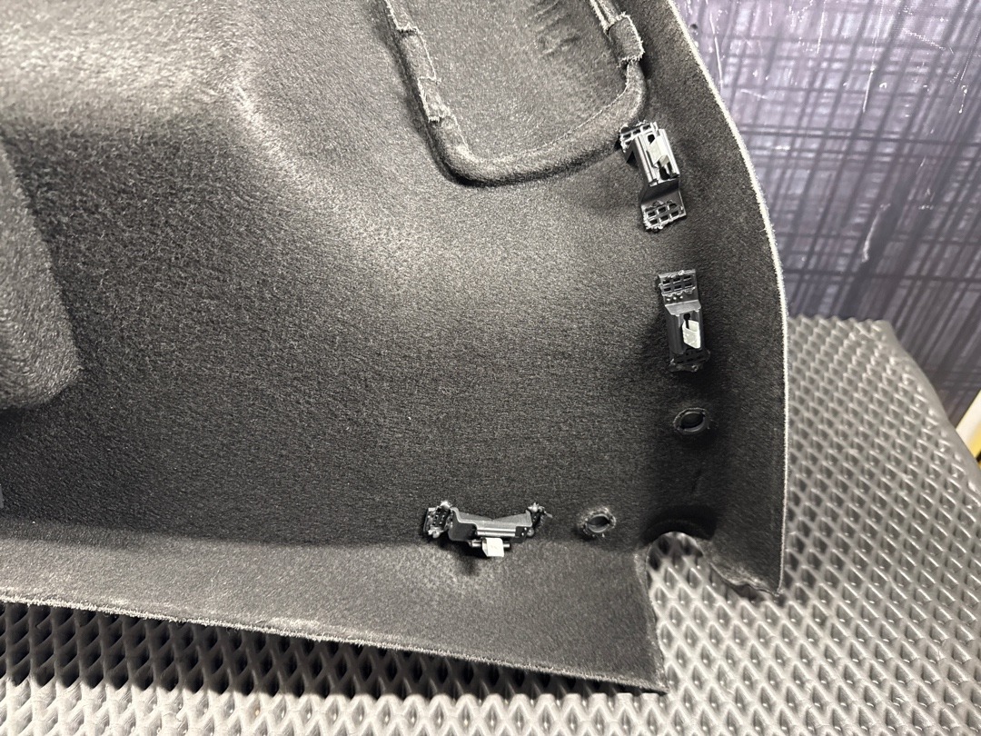 Обшивка крышки багажника, 1770 рублей, Красноярск