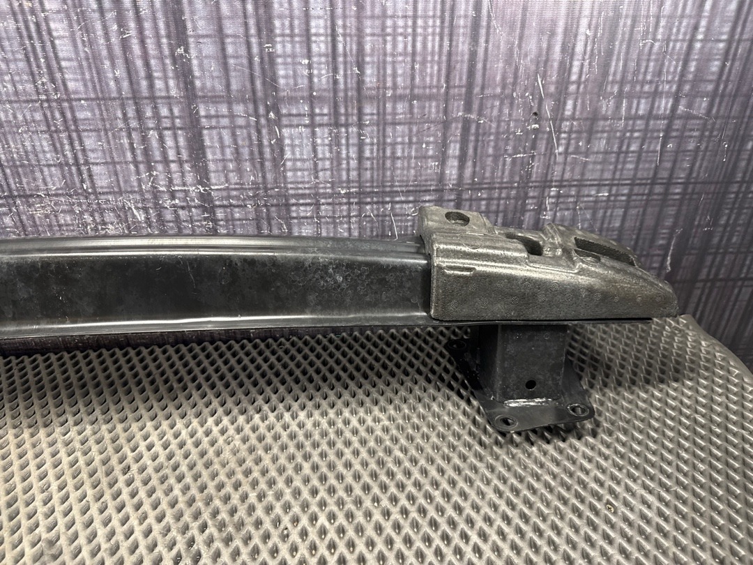 Усилитель бампера, 2020 рублей, Красноярск