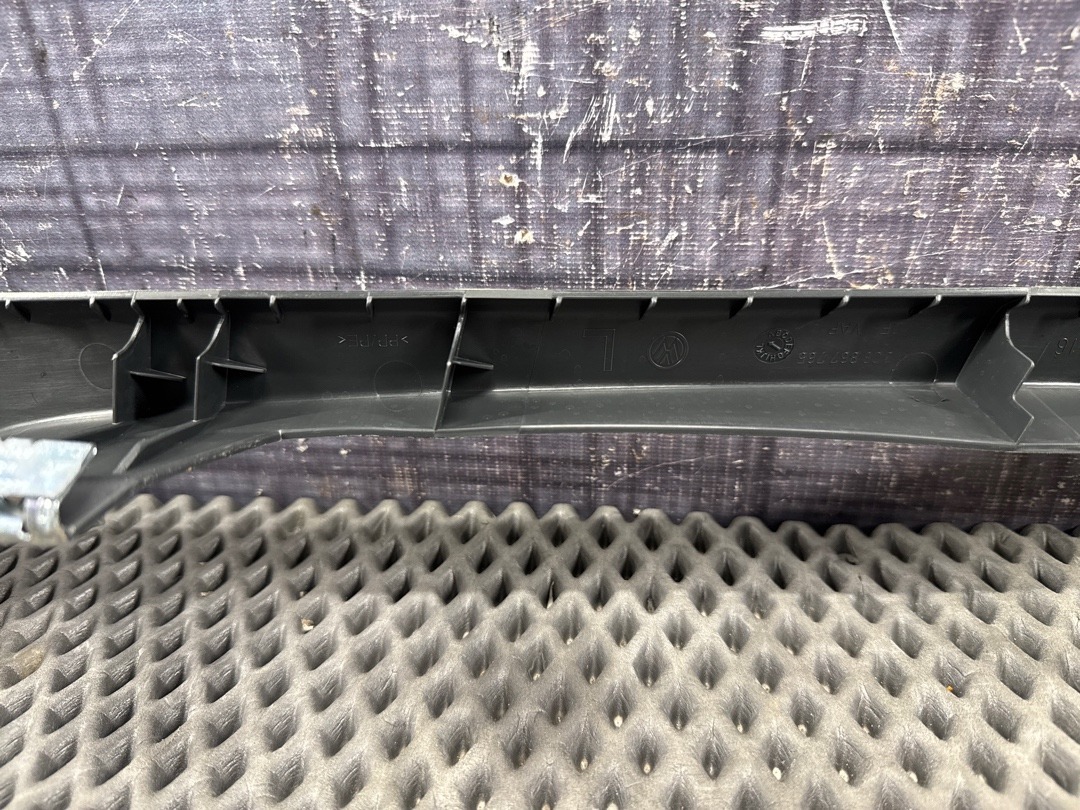 Пластик салона, 1010 рублей, Красноярск