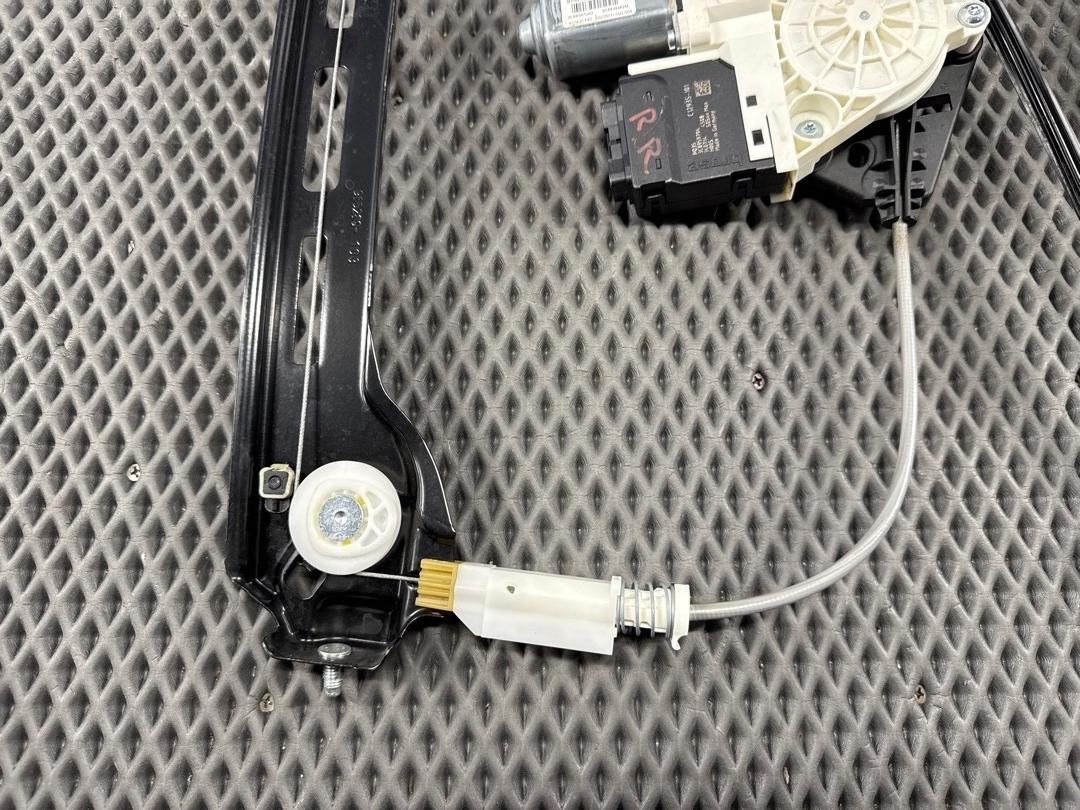 Стеклоподъемник, 2310 рублей, Красноярск