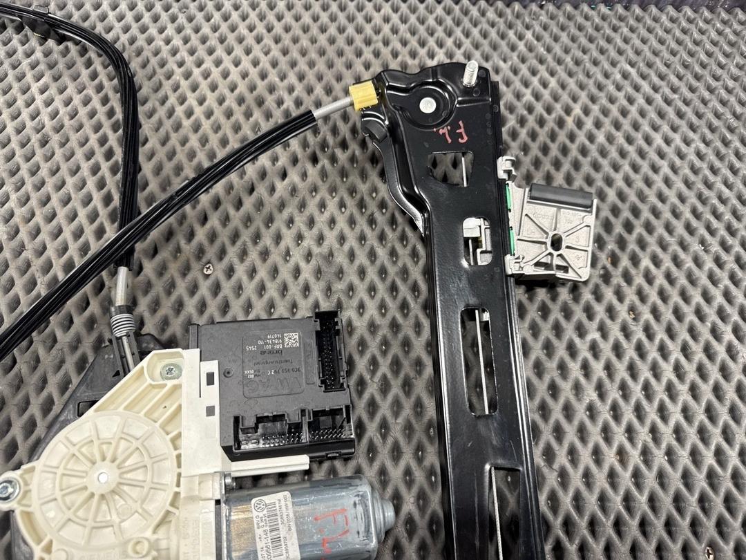 Стеклоподъемник, 3770 рублей, Красноярск