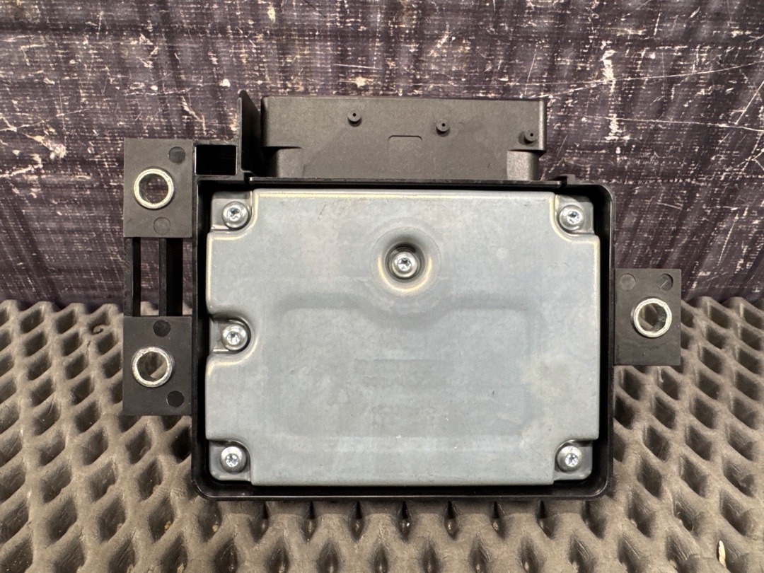 Блок управления стояночным тормозом, 3026 рублей, Красноярск