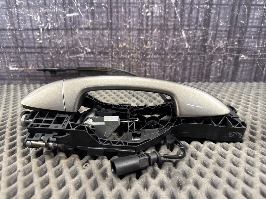 Ручка двери внешняя, 3430 рублей, Красноярск