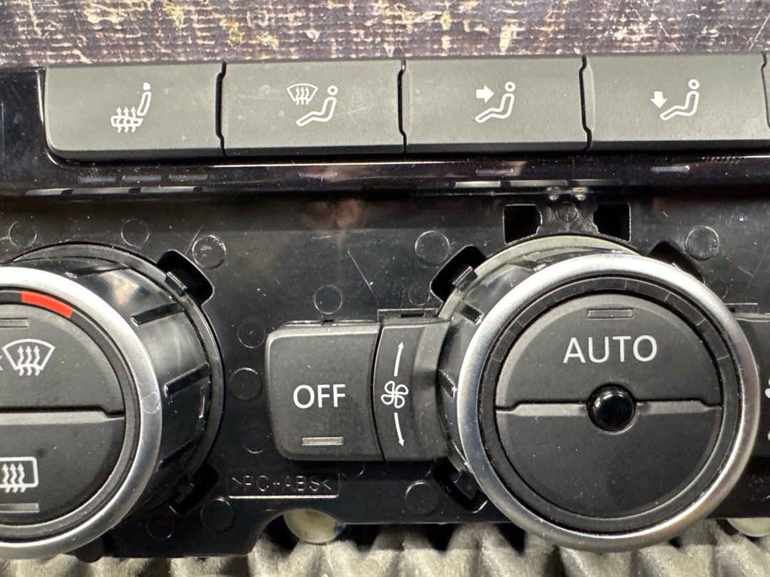 Блок управления климат-контролем, 8611 рублей, Красноярск