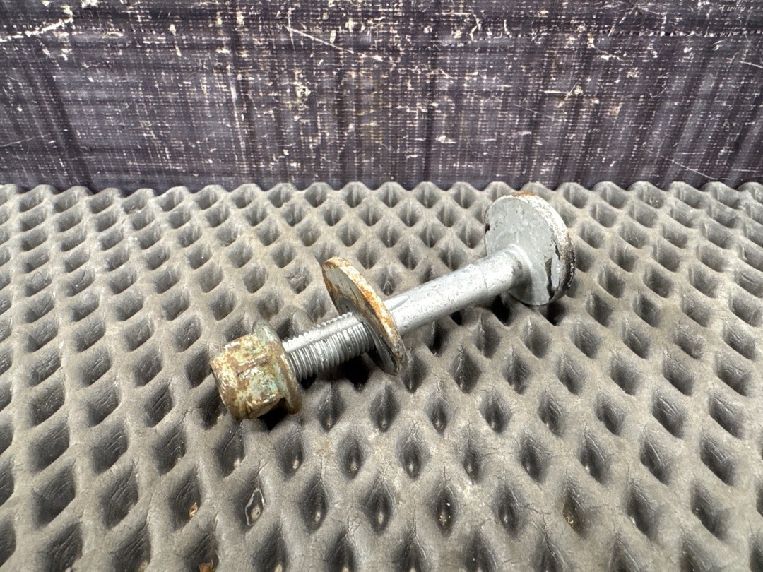 Болт развальный, 710 рублей, Красноярск