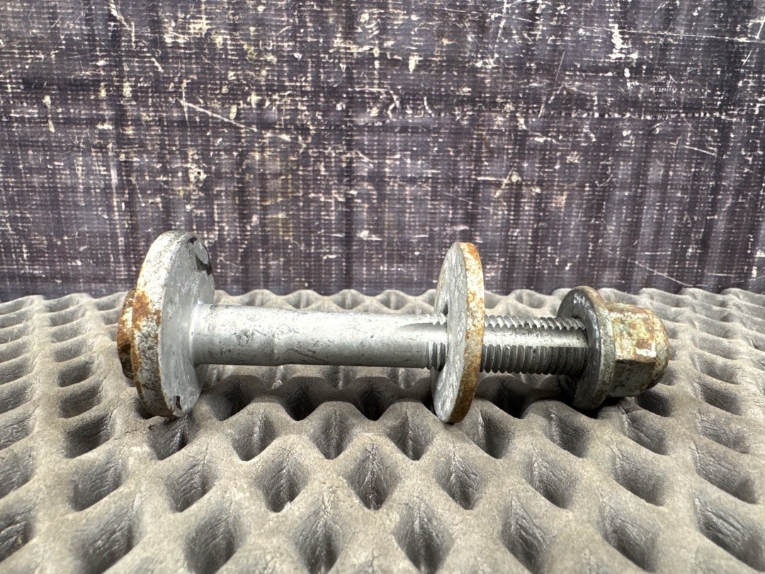 Болт развальный, 710 рублей, Красноярск