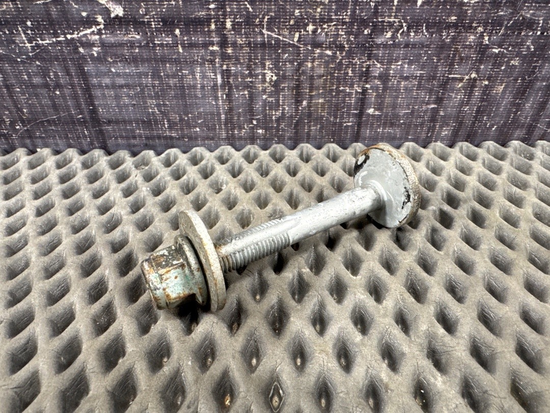 Болт развальный, 710 рублей, Красноярск