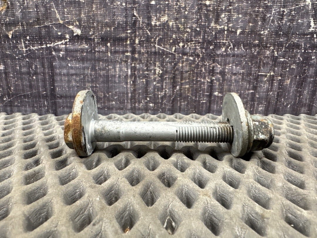 Болт развальный, 710 рублей, Красноярск