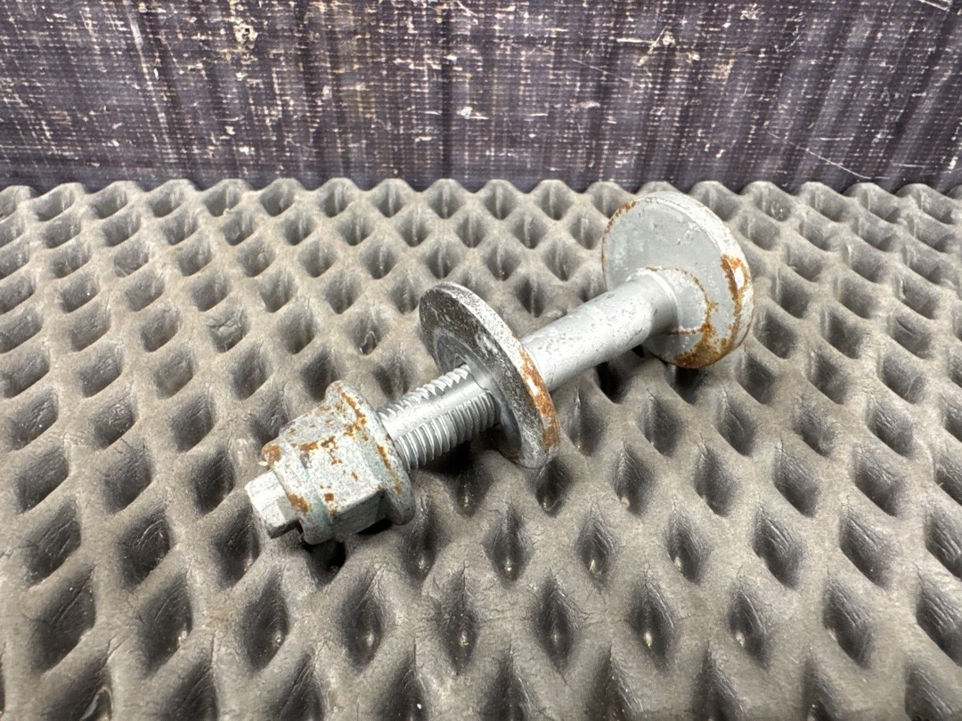 Болт развальный, 710 рублей, Красноярск