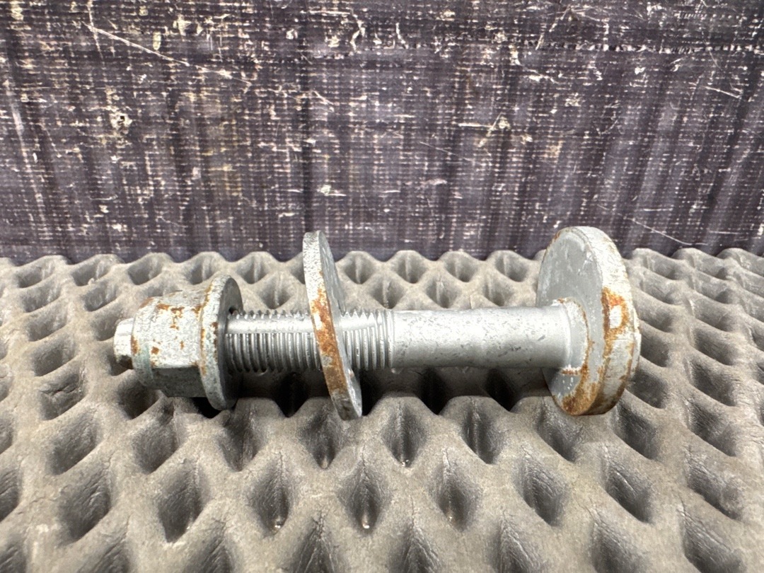 Болт развальный, 710 рублей, Красноярск