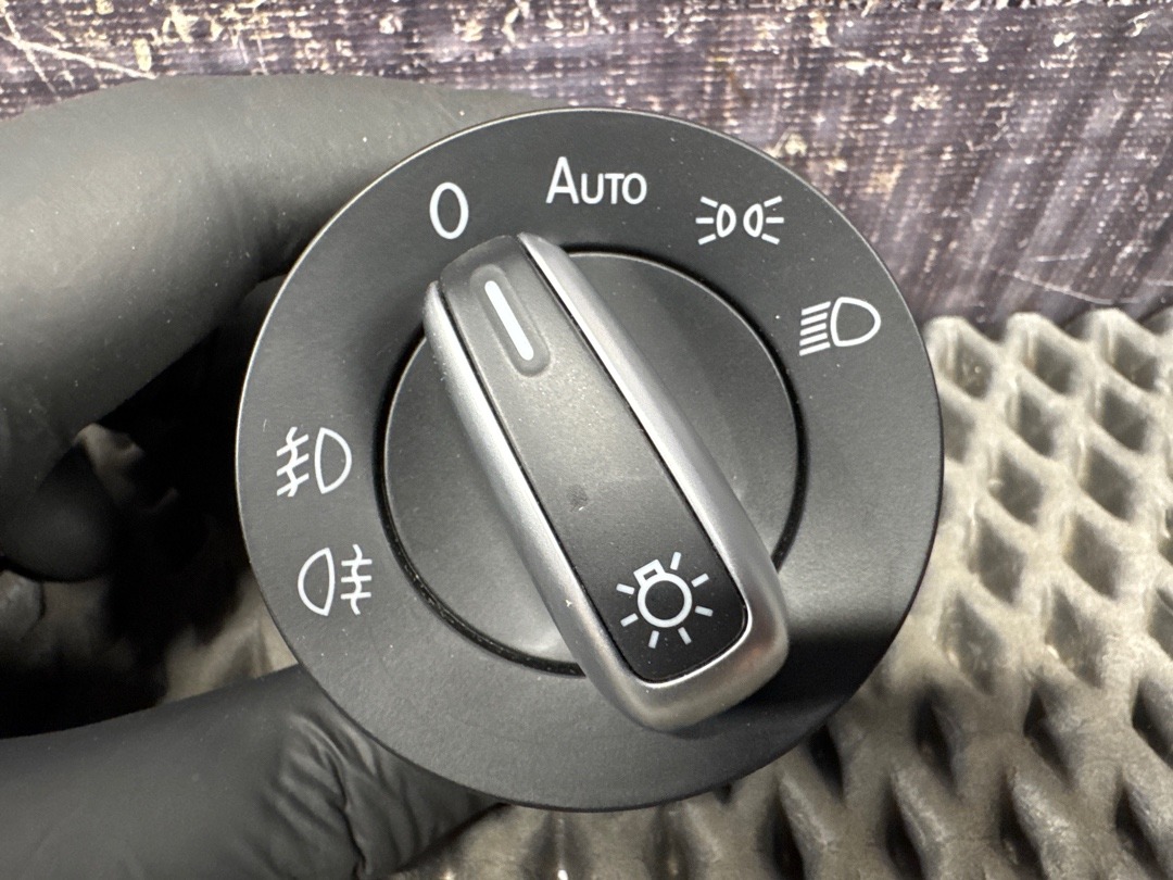 Переключатель света, 2440 рублей, Красноярск