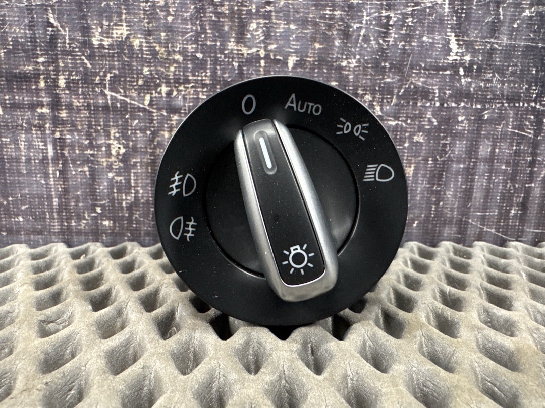 Переключатель света, 2440 рублей, Красноярск