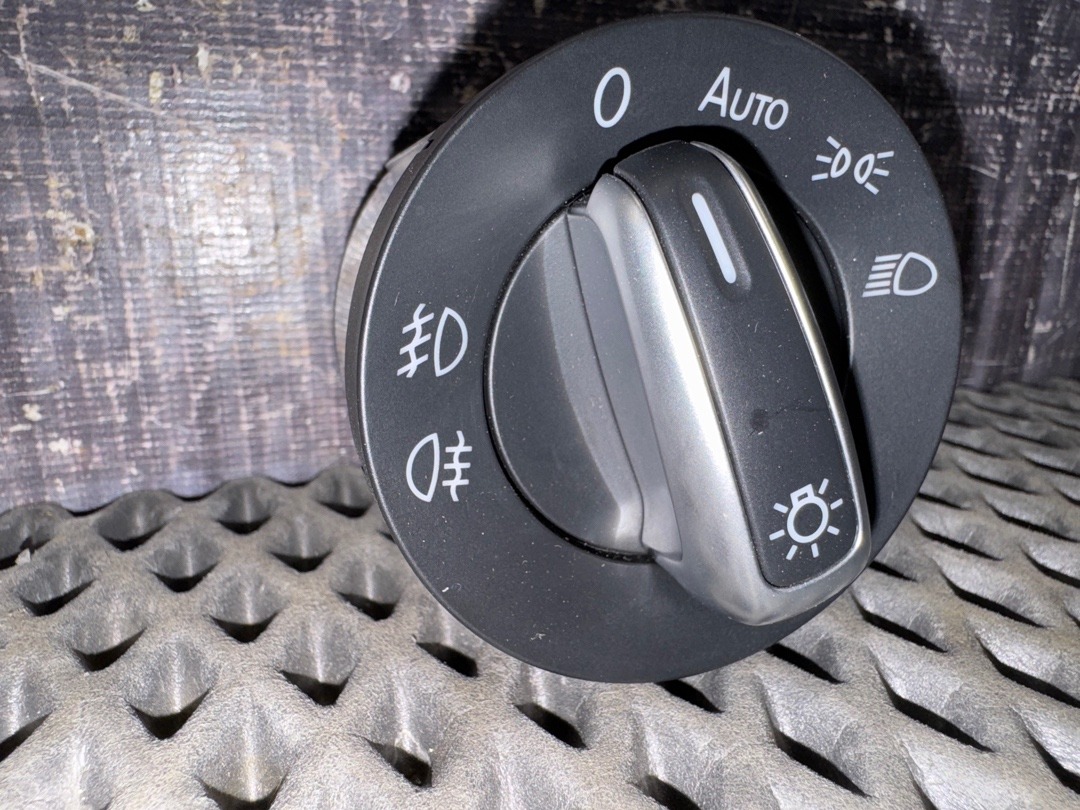 Переключатель света, 2440 рублей, Красноярск