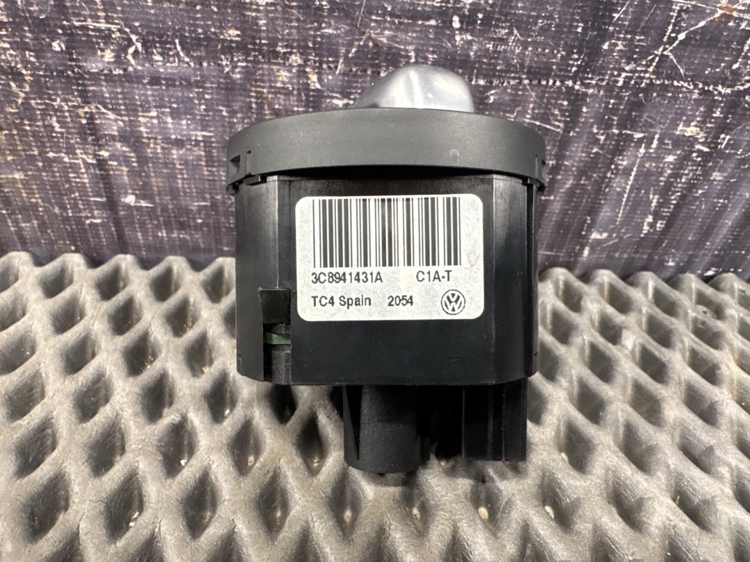 Переключатель света, 2440 рублей, Красноярск