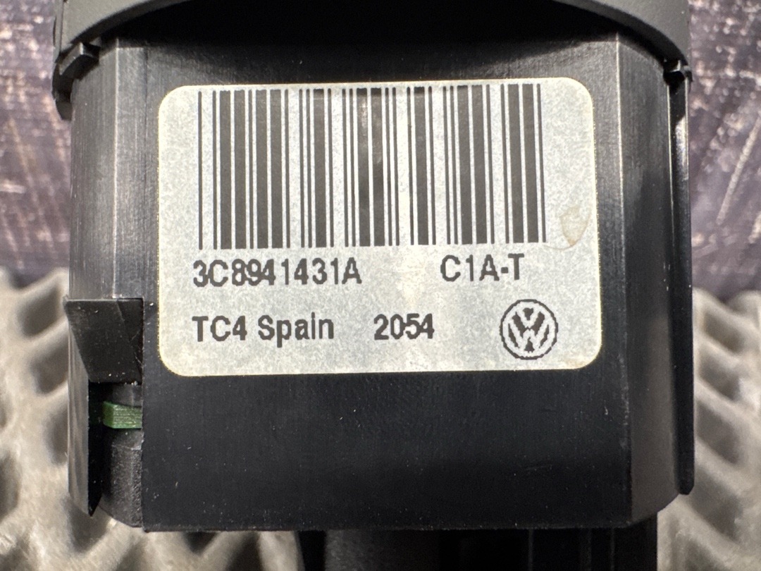 Переключатель света, 2440 рублей, Красноярск