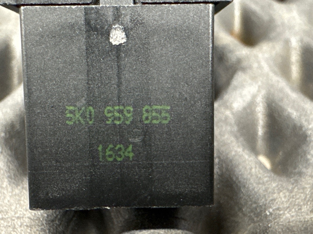 Кнопка стеклоподъемника, 620 рублей, Красноярск