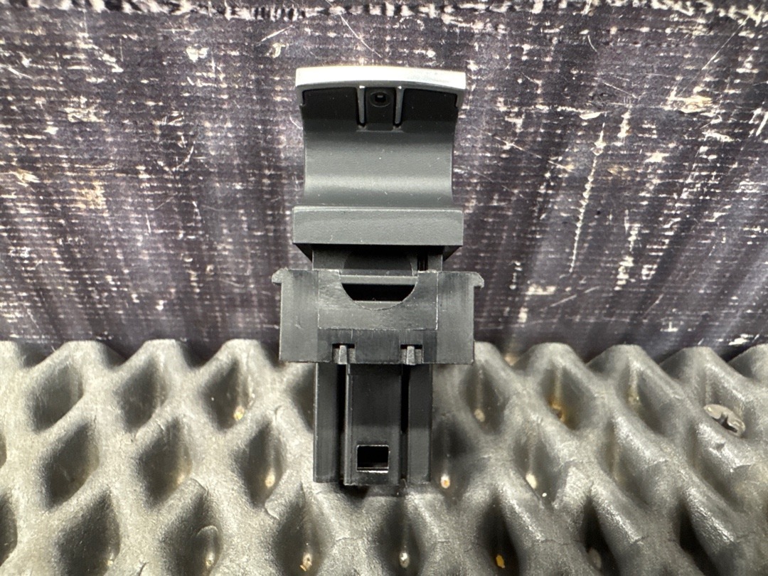 Кнопка стеклоподъемника, 620 рублей, Красноярск