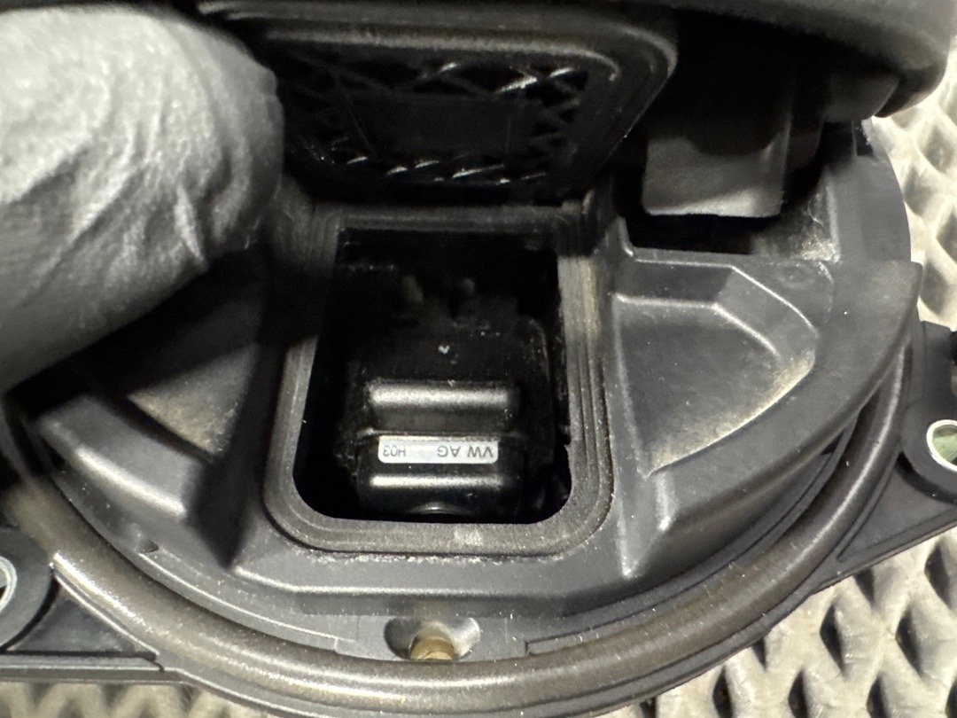 Кнопка открывания багажника, 21280 рублей, Красноярск